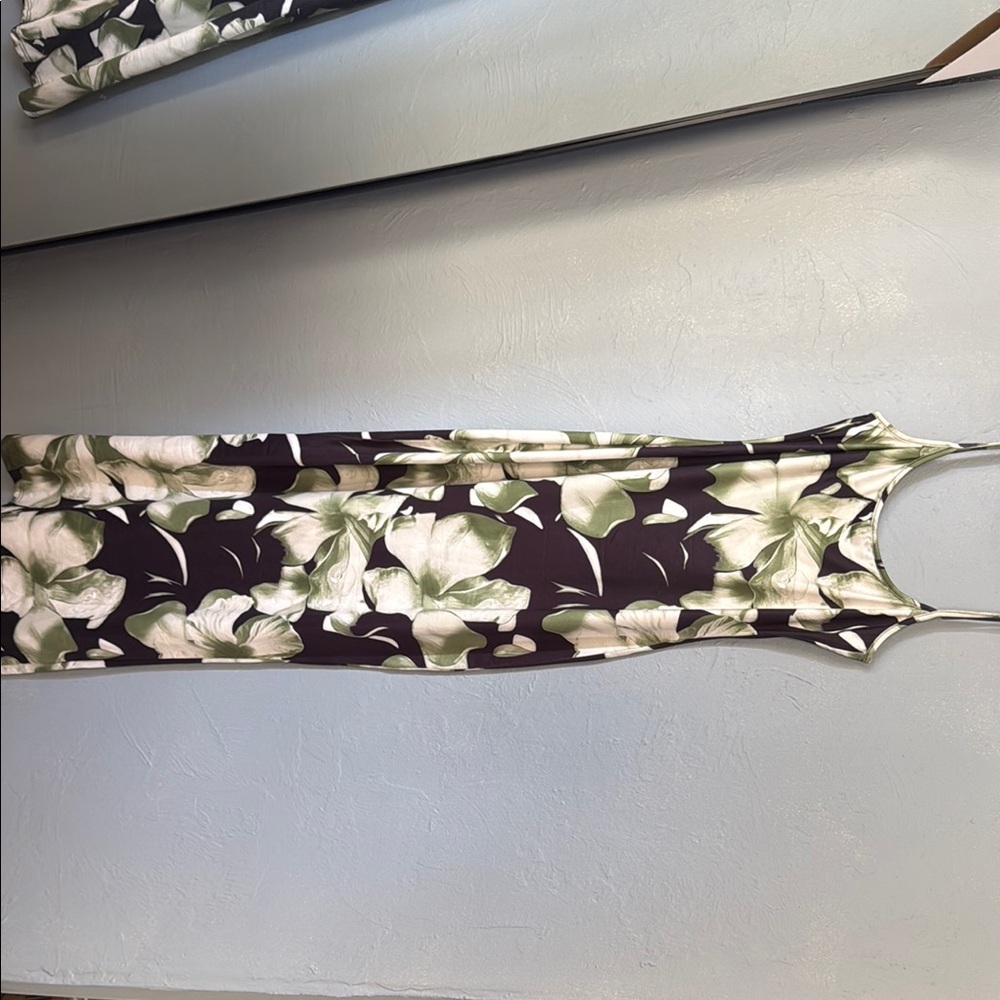 Floral Sleeveless Maxi Dress